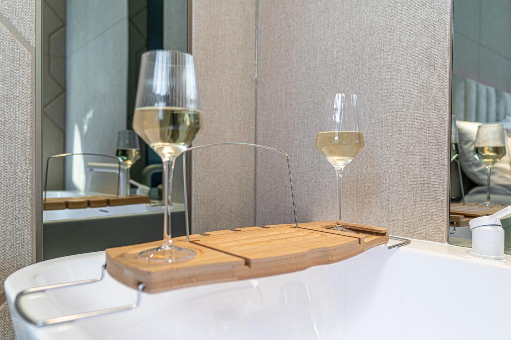 Апартаменти Dasto Jacuzzi Old Town Cracow *