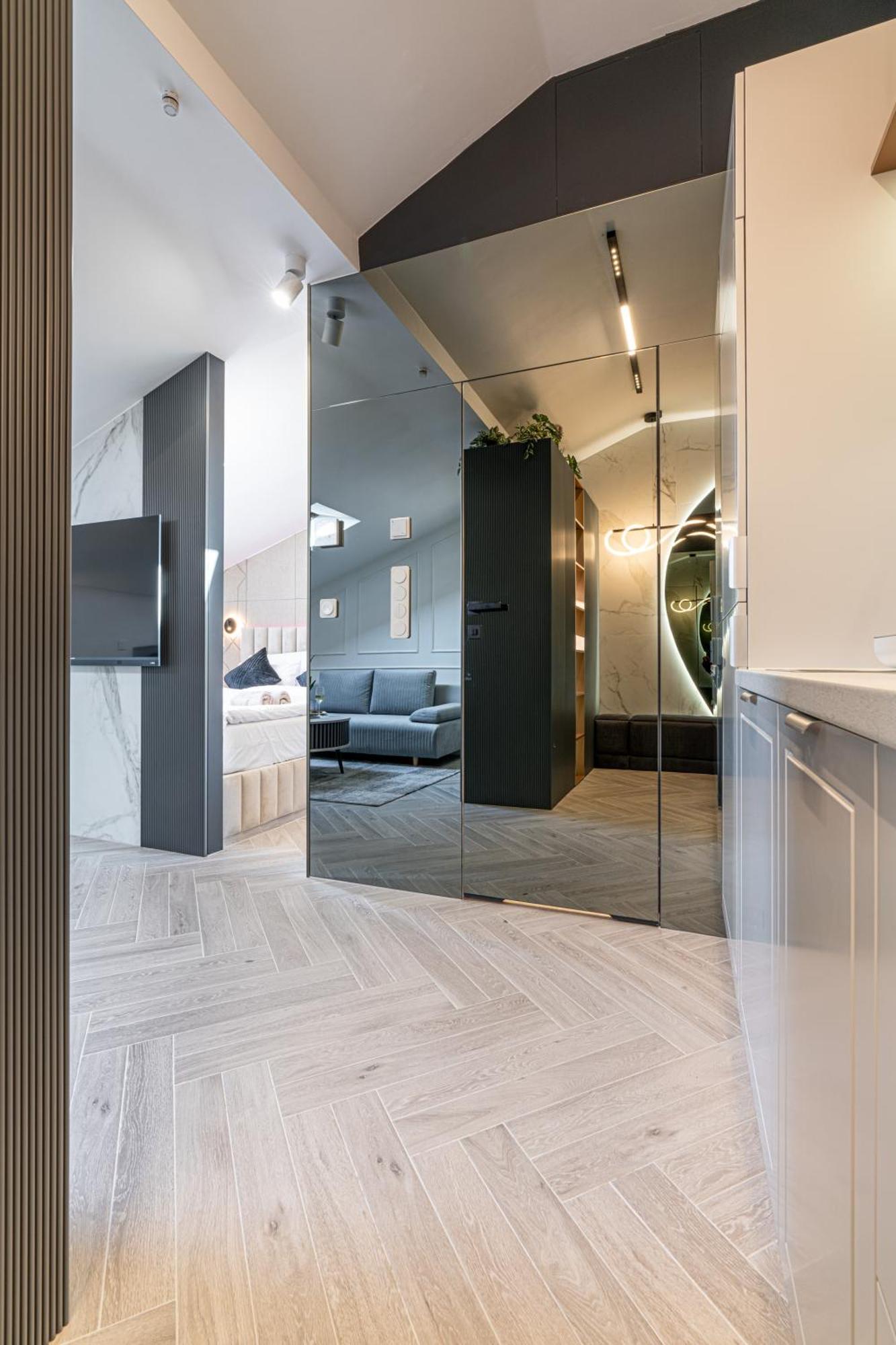 Dasto Jacuzzi Old Town Cracow Апартаменти Краків